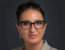 Photo of Dr. Sarah Gretter